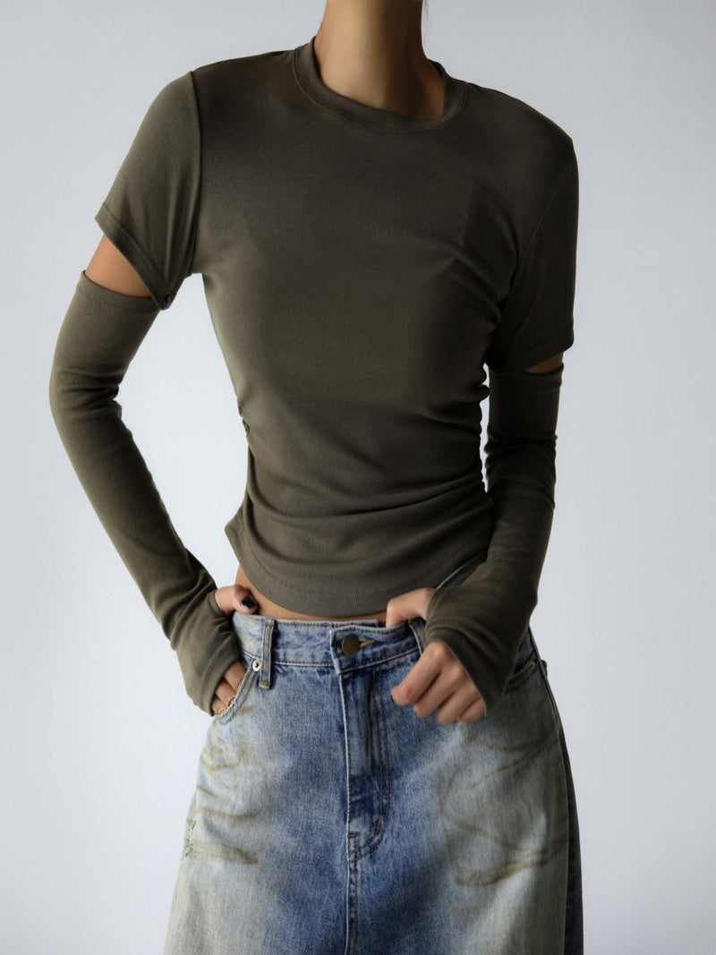 DETACHABLE SLEEVE SIDE SHIRRED T-SHIRT